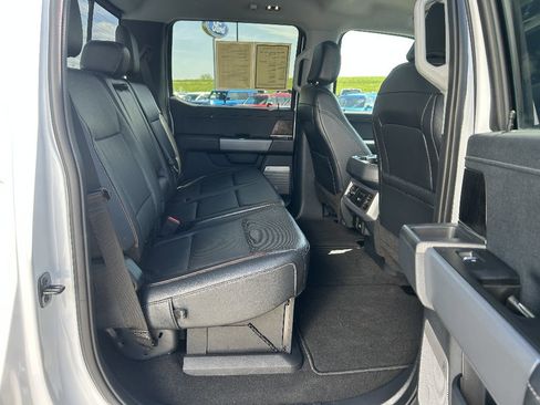 Used 2024 Ford F250 Lariat w/ FX4 Off-Road Package AWD/4WD image 19