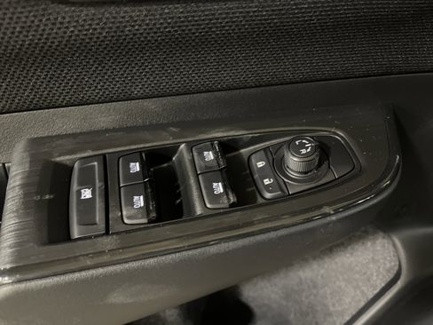 New 2026 Subaru Outback Limited image 9