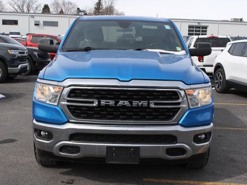 Used 2022 RAM 1500 Big Horn AWD/4WD image 2