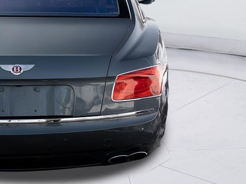 Used 2016 Bentley Flying Spur V8 image 22