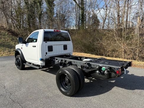 New 2026 RAM 4500 Tradesman AWD/4WD image 9