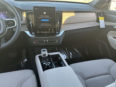 New 2026 Volvo XC90 B6 Plus w/ Protection Package Premier image 16