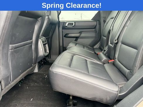 Used 2025 Ford Bronco Outer Banks AWD/4WD image 19