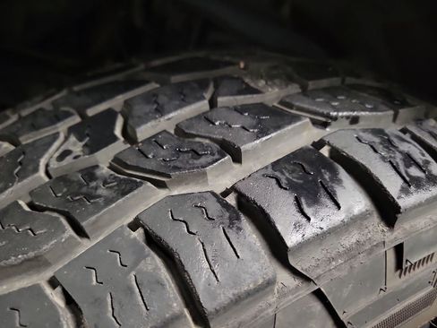 Used 2018 Toyota 4Runner SR5 image 11