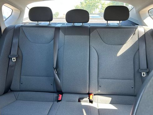 Used 2025 Kia K4 FWD image 33