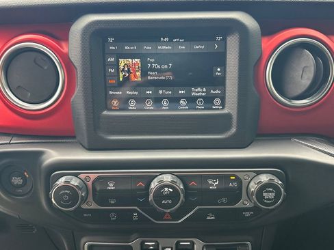 Used 2021 Jeep Wrangler Unlimited Rubicon image 29