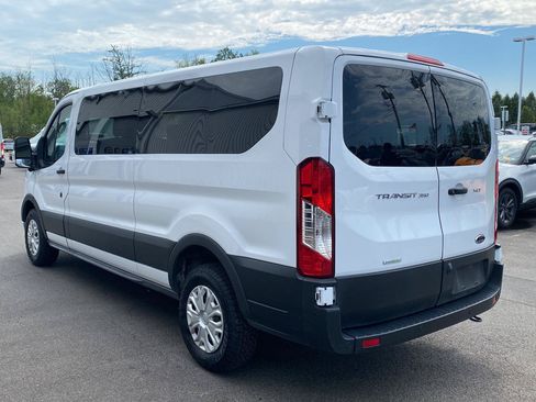 Used 2023 Ford Transit 350 XLT RWD image 5