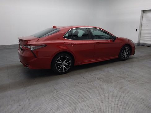 Used 2022 Toyota Camry SE FWD image 10