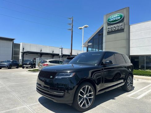 Used 2024 Land Rover Range Rover SE AWD/4WD image 1