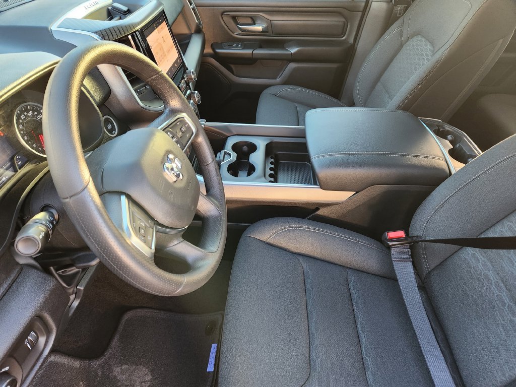 New 2026 RAM 1500 Express AWD/4WD image 10
