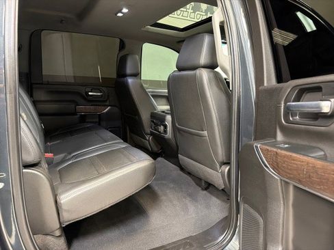 Used 2022 GMC Sierra 2500 Denali image 44