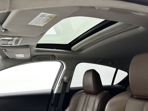 Used 2021 Acura ILX w/ Premium Package image 5