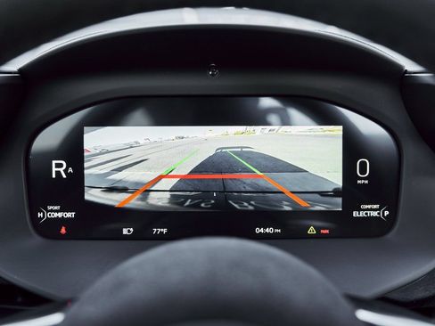Used 2023 McLaren Artura RWD image 71