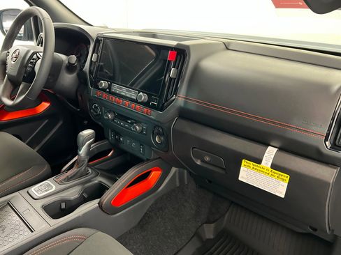 New 2026 Nissan Frontier PRO-4X w/ Pro-4x Convenience Package image 23