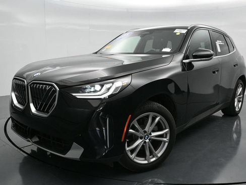 Used 2025 BMW X3 xDrive30i AWD/4WD image 9