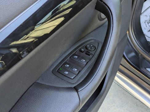 Used 2019 BMW X1 xDrive28i w/ Convenience Package image 13