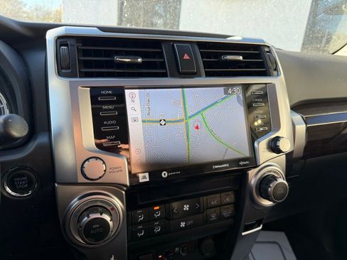 Used 2022 Toyota 4Runner Limited image 11