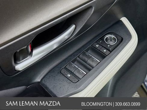 Used 2024 Toyota Grand Highlander XLE image 18