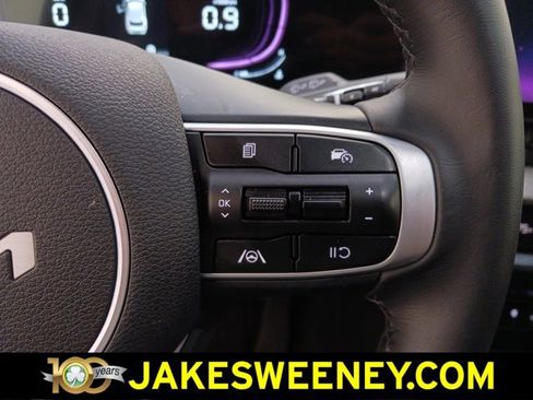 Used 2025 Kia Sportage X-Line w/ Premium Package image 17