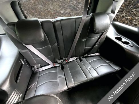 Used 2017 Cadillac Escalade Luxury AWD/4WD image 23