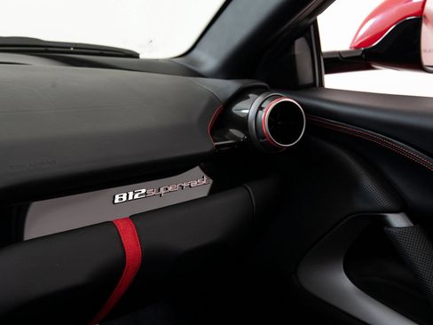 Certified 2018 Ferrari 812 Superfast RWD image 15