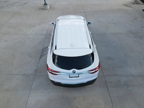 Used 2019 Buick Enclave Essence FWD image 57
