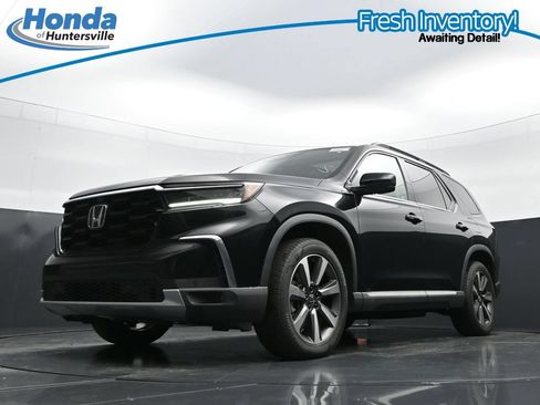 Used 2023 Honda Pilot Elite image 32