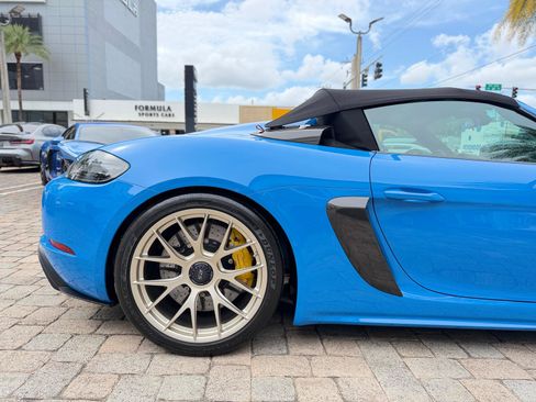 Used 2025 Porsche 718 Boxster Spyder RS RWD image 35