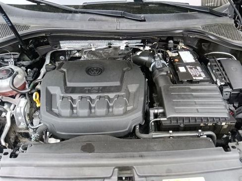 Used 2023 Volkswagen Tiguan SE R-Line FWD image 34