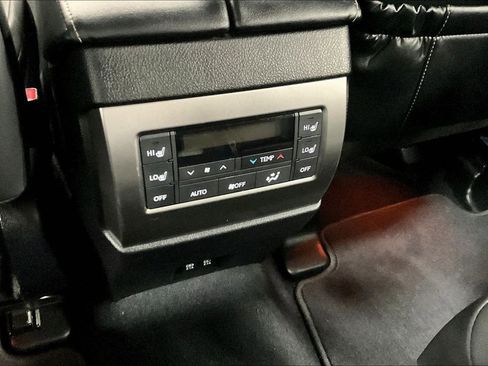 Used 2023 Lexus GX 460 Premium image 31