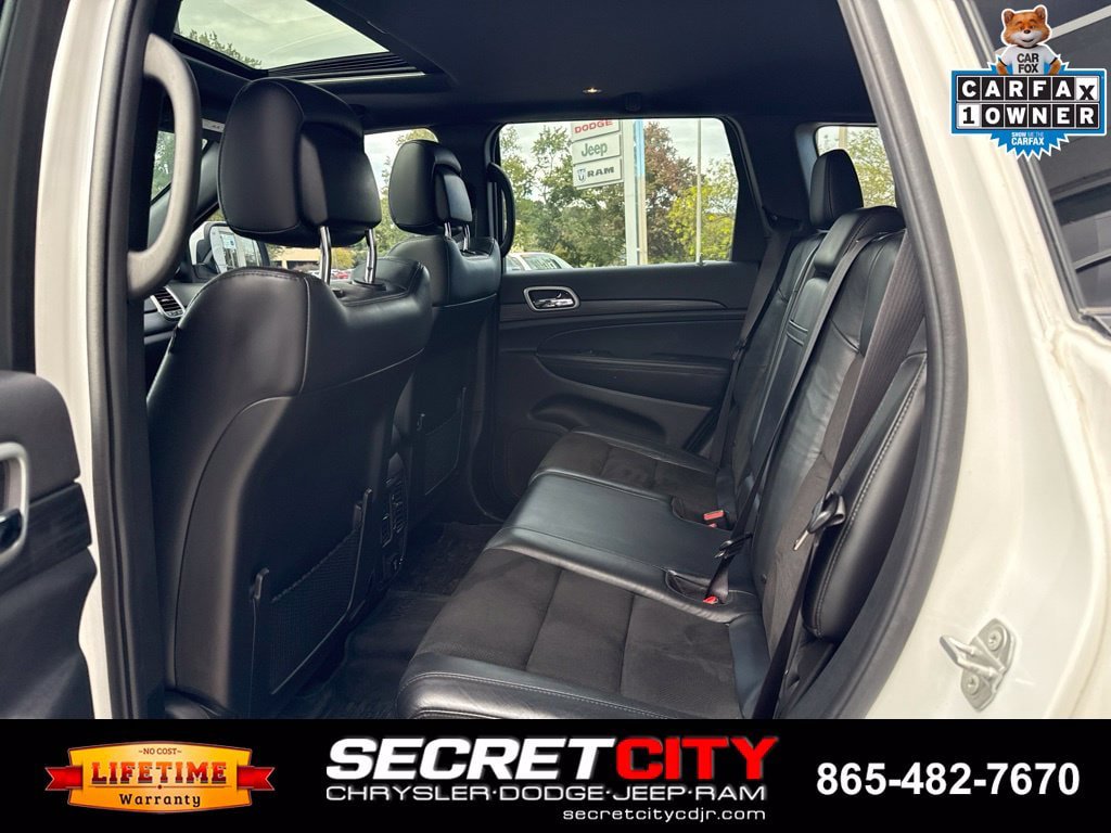 Used 2022 Jeep Grand Cherokee Laredo X AWD/4WD image 23
