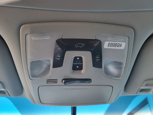 Used 2017 Toyota Sienna XLE w/ XLE Navigation Package image 24
