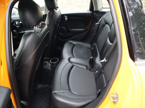 Used 2015 MINI Cooper S image 12