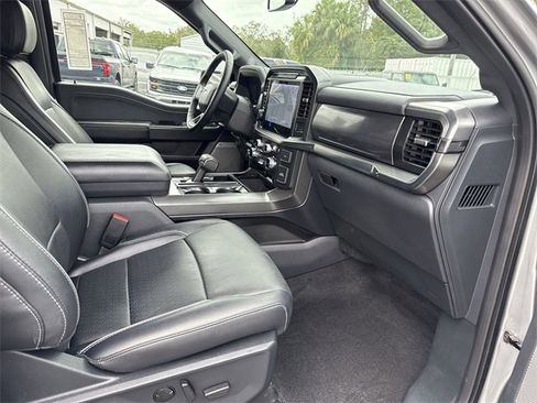 Used 2025 Ford F150 Lariat w/ Equipment Group 501A Mid image 14