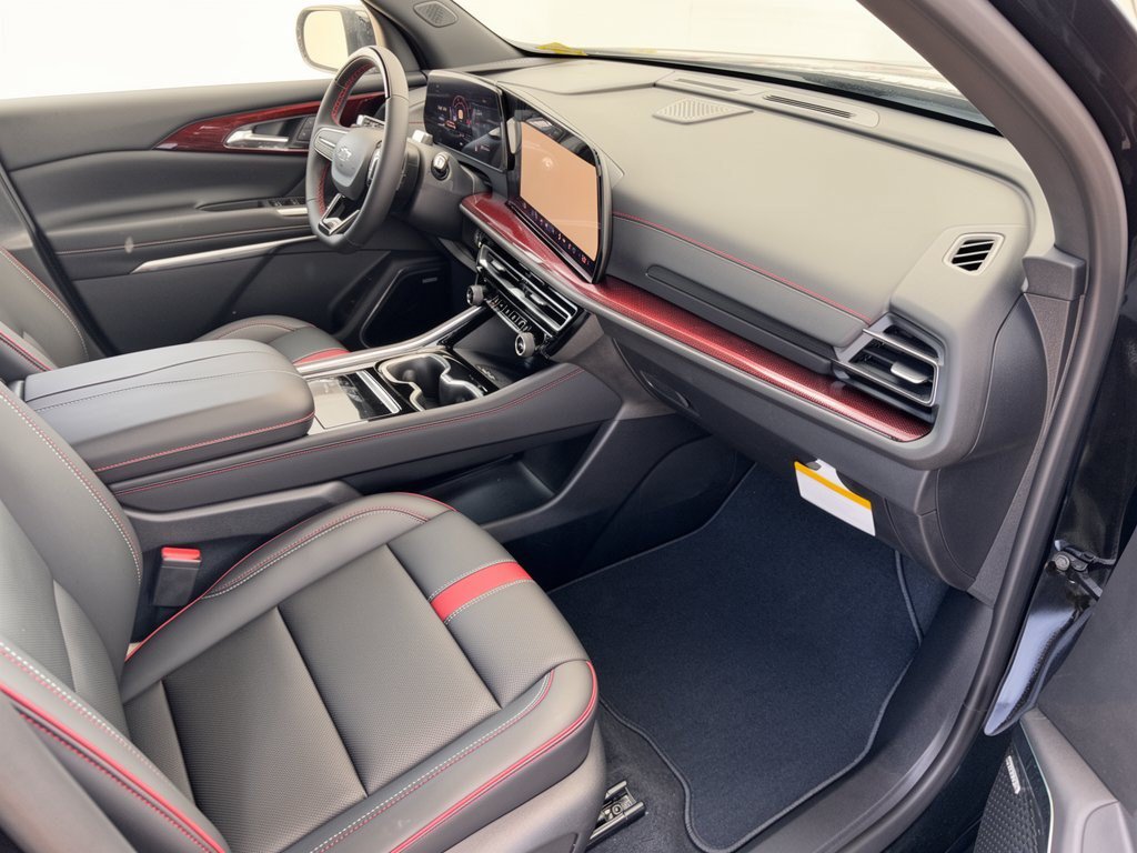 New 2027 Chevrolet Traverse RS FWD image 30