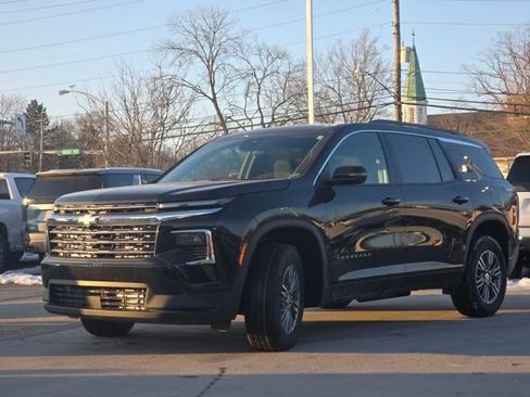 New 2026 Chevrolet Traverse LT w/ LPO, Floor Liner Package image 15