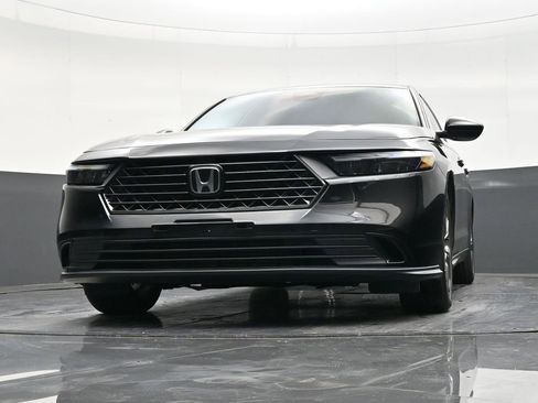 Used 2024 Honda Accord EX image 28