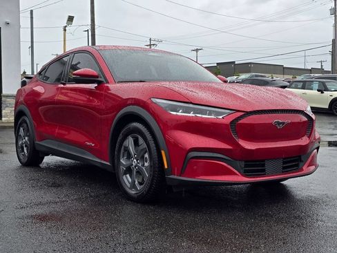 Used 2022 Ford Mustang Mach-E Select RWD image 4