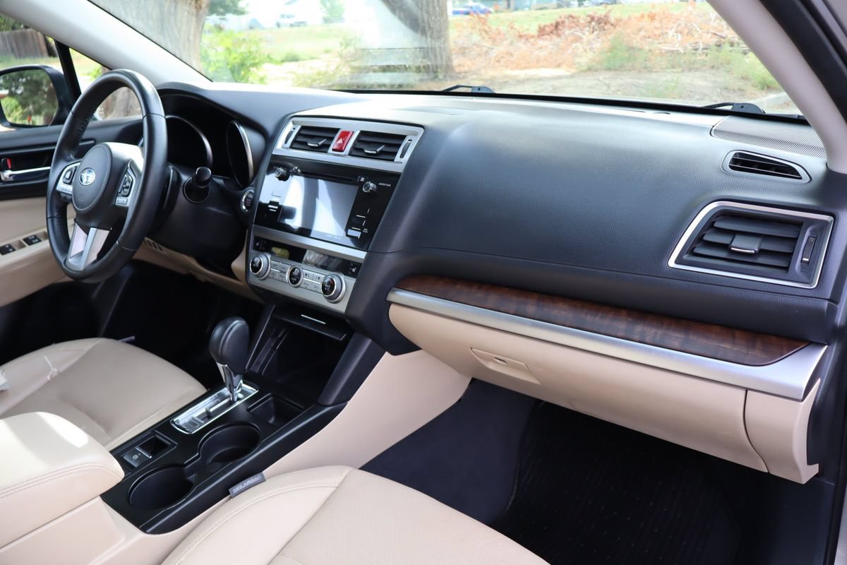 Used 2016 Subaru Outback 2.5i Limited AWD/4WD image 17