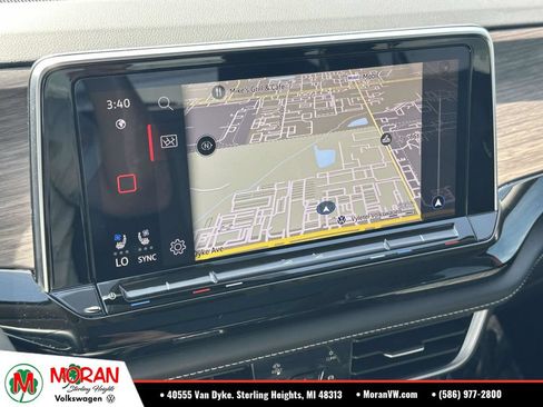 Used 2024 Volkswagen Atlas SEL Premium R-Line AWD/4WD image 27