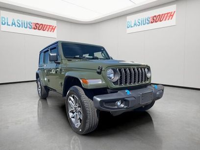 Used 2024 Jeep Wrangler Unlimited w/ Convenience Group