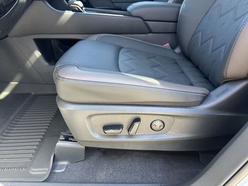 New 2026 Nissan Pathfinder Platinum w/ Cargo Package image 30