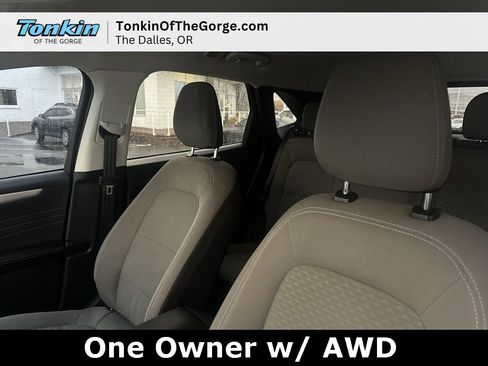 Used 2022 Ford Escape SE image 12