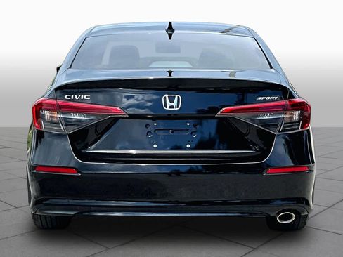Used 2025 Honda Civic Sport image 5