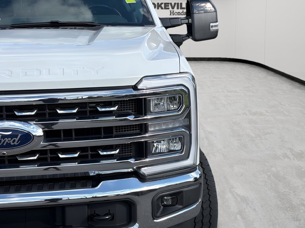 Used 2024 Ford F250 Lariat AWD/4WD image 5
