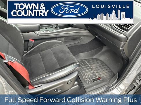 Used 2021 Dodge Durango SRT w/ Technology Group AWD/4WD image 26