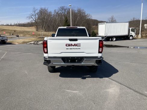 Used 2021 GMC Sierra 2500 4x4 Crew Cab w/ Convenience Package image 6