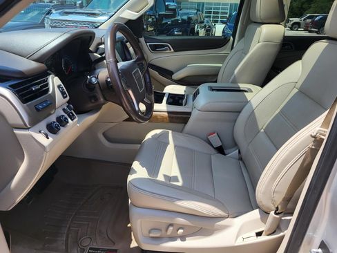 Used 2019 GMC Yukon XL Denali w/ Open Road Package AWD/4WD image 21
