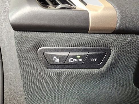 Used 2025 BMW iX xDrive50 image 13