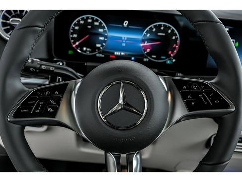 New 2026 Mercedes-Benz GLA 250 4MATIC image 14